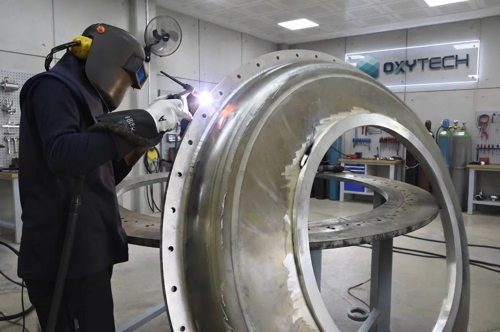 Welding process at Oxytech facility
